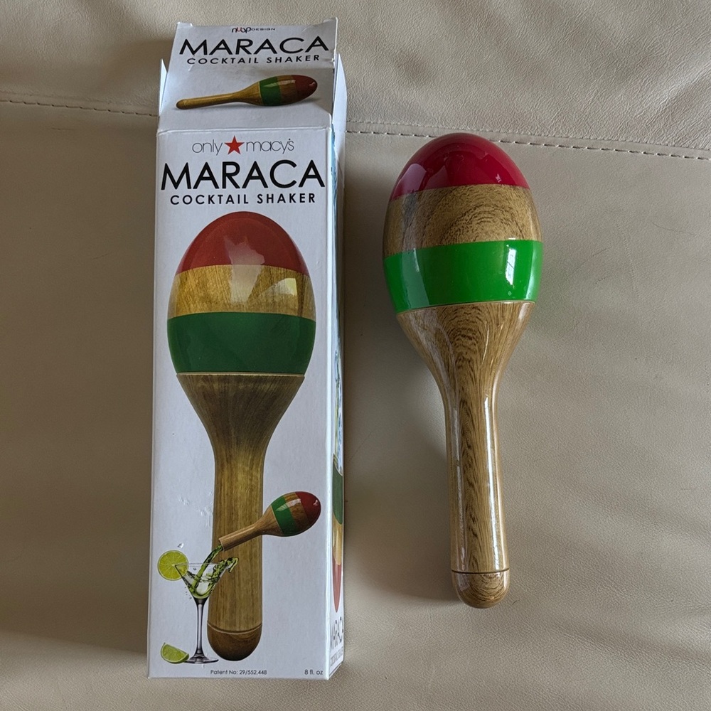 NWT Maraca Cocktail Shaker